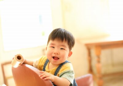 ＜1歳バースデーフォト＞男性スタッフでよかった～＜ケーキスマッシュ＞