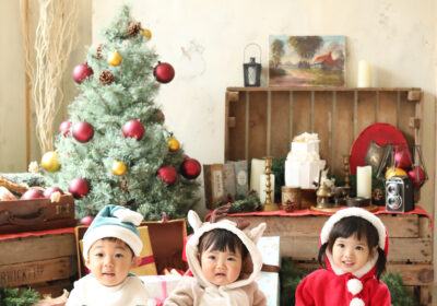 ＜クリスマス＞着画モデル撮影の様子＜サンタ・トナカイ・ツリー＞