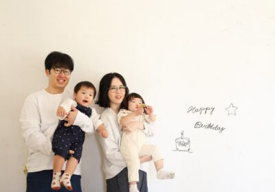 ＜2才バースデーフォト＞絡まぬ二人＜双子＞