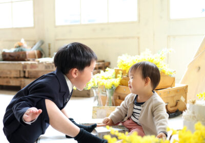 <入学&1才バースデー>兄の強い愛情を受け強くなる